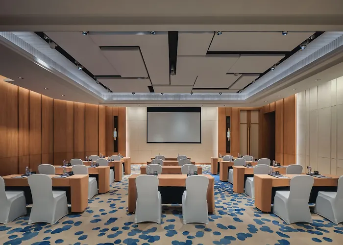 三亚海棠湾仁恒皇冠假日度假酒店
